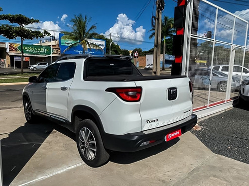 Imagem 7 de 9 de Fiat Toro 2.0 16v Turbo Volcano 4wd
