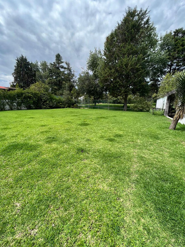 Venta De Terreno En Fraccionamiento San Carlos En Metepec