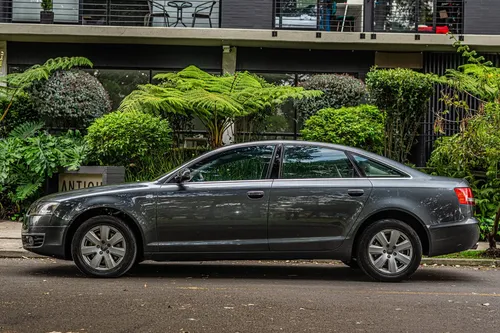 Audi A6 2.8 V6 Multitronic Lujo