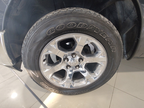 Imagen 11 de 16 de Dodge Ram 1500 5.7v8laramie4x4