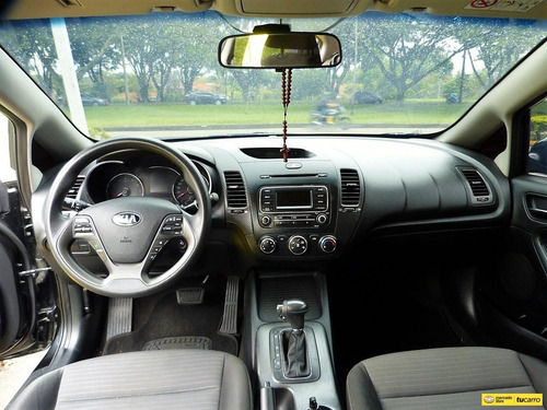 Imagen 10 de 11 de Kia Cerato Pro At 1600cc