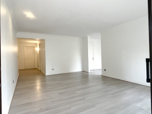 Increíble Departamento En Venta, Lo Barnechea 4d 3b 3e 1b