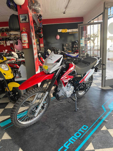 Imagen 17 de 17 de Corven Triax 200 R3