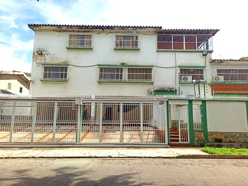 Alquiler Local Ubicado En El Primero Piso Urbanizacion Prebo Carmen N.