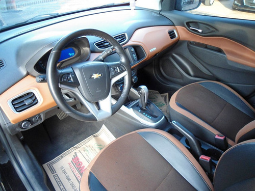 Imagem 5 de 7 de Chevrolet Onix Hatch 1.4 4p Flex Activ Automático