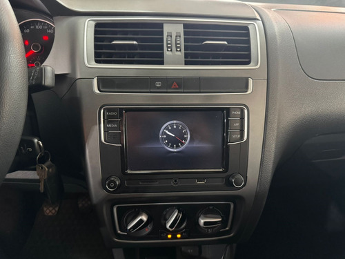Volkswagen Fox 1.6 MSI TOTAL FLEX CONNECT 4P MANUAL