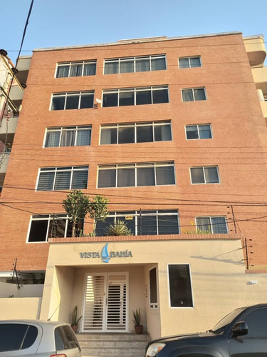 Alquiler Apartamento Cr Vista Bahia, Piso 1 Amoblado Y Equipado