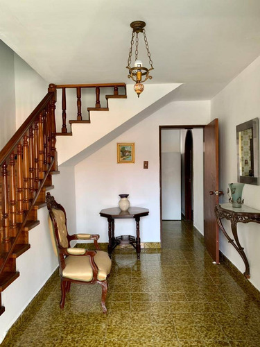 Imagen 2 de 14 de Casa En Venta Urb Trigal Norte Cod.449669