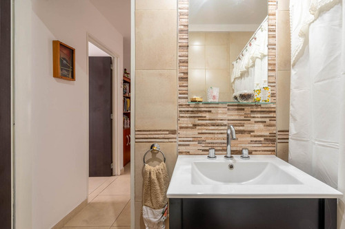 Venta Departamento De 2 Ambientes En Flores