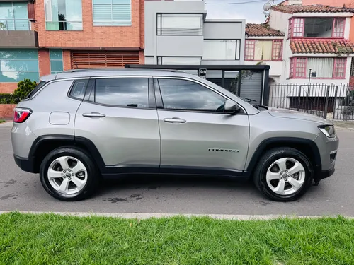 Jeep Compass 2.4 4X2 Longitude At
