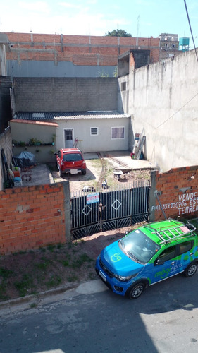 Vendo Esse Terreno 10x20 Com Uma Casinha Simples No Fundo