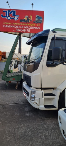 Imagem 4 de 6 de Volvo Vm 330 4 Eixo