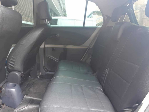 Imagen 6 de 6 de Toyota Yaris Sedan