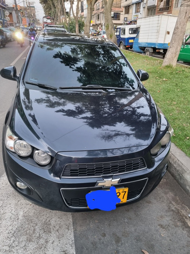 Chevrolet Sonic 1.6 Lt 5 p
