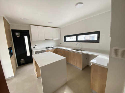 Casa En Arriendo 3d 3b Condominio Tricahue Nogales