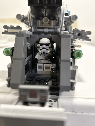 Lego Star Wars Robot Mandalorian Stormtrooper. (Usado)