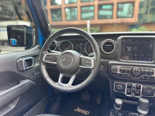 Jeep Wrangler Rubicon Sahara 4DR