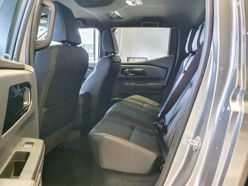 Mitsubishi Triton 2.4 BITURBO DIESEL CD GLS 4X4 AUTOMÁTICO