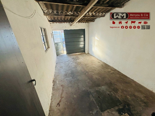 Alquiler Casa San José De Mayo En Centro 2 Dormitorios Cochera Abierta Y Cerrada Con Patio Verde Y Barbacoa Inmobiliaria Menyou
