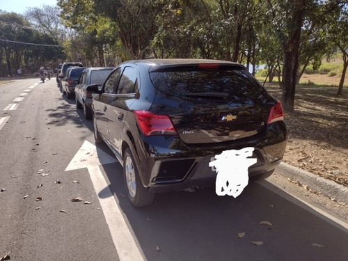Imagem 2 de 7 de Chevrolet Onix 2019 1.4 Lt 5p