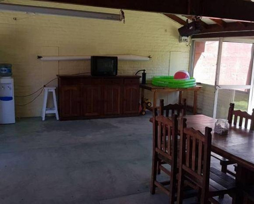 Imagen 8 de 11 de Casa 3 Dormitorios Con Pileta En Venta En La Plata