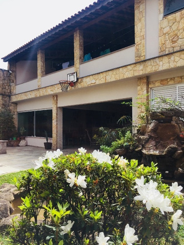 Casa À Venda, 3 Quartos, 3 Suítes, 7 Vagas, Vila Carrão - São Paulo/sp - 1125