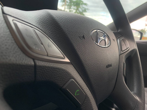 Imagem 12 de 15 de Hyundai Hb20s 1.6 Comfort Plus 16v Flex 4p Automático