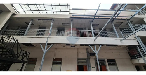 Edificio Con Anteproyecto Aprobado
