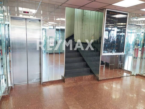 Imagen 3 de 17 de Magnífico Edificio En Venta En La Candelaria