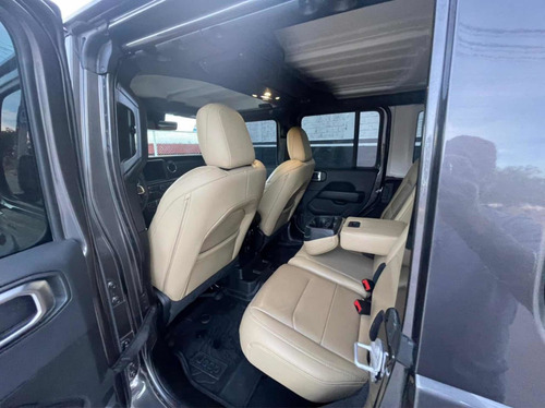 Imagen 12 de 15 de Jeep Wrangler 2019 3.7 Unlimited Sahara 3.6 4x4 At