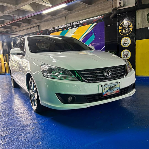 Imagen 5 de 12 de Dongfeng S30 2021