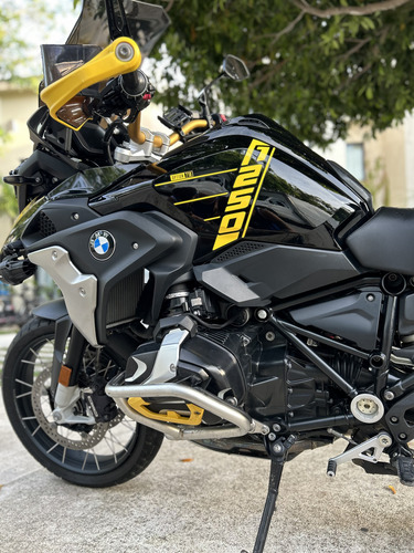 Vendo Esta Hermosa Bmw 1250cc Modelo 2021 40 Aniversario