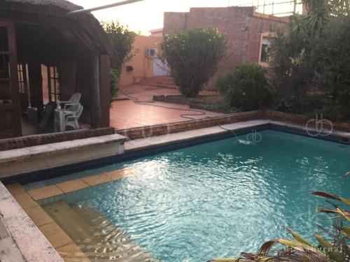 Imagen 11 de 27 de Punta Del Este, Manantiales A 250 Mts Del Mar, Chalet De 3 Dormitorios, Piscina.- Ref: 54142