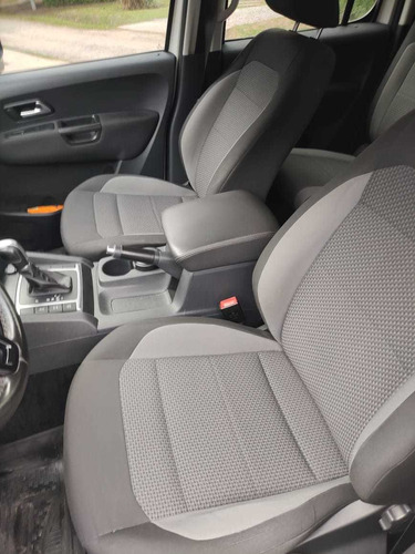 Imagen 7 de 8 de Volkswagen Amarok 2.0 Cd Tdi 180cv Comfortline At 4x4 2017