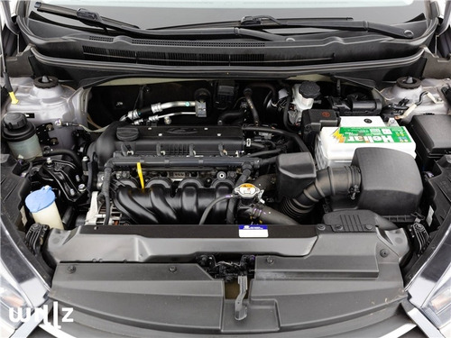 Imagem 8 de 17 de Hyundai Hb20s 1.6 Comfort Plus 16v Flex 4p Automático