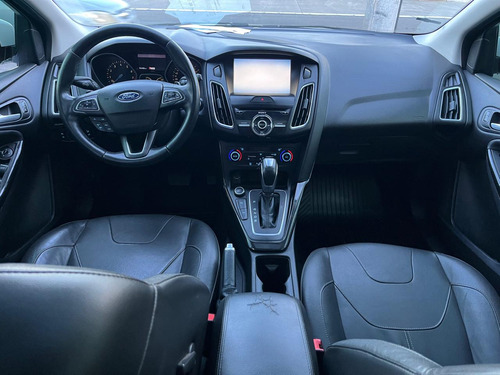 Ford Focus Focus Hatch Titanium 2.0 PowerShift