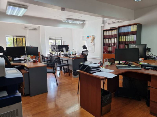 Arriendo Casa Comercial En Providencia