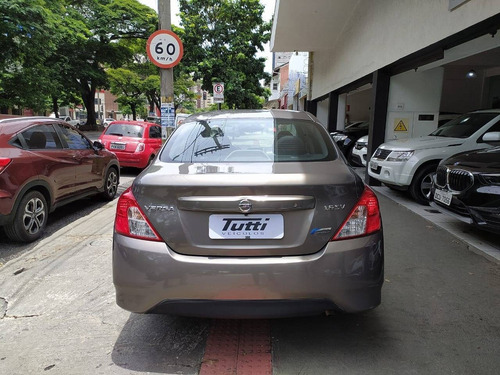 Nissan Versa 1.6 16v Flexstart Sv 4p Xtronic