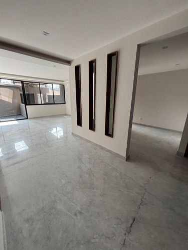 Departamento En Venta O Renta En Lomas De Tecamachalco Con Terraza (m2d3293)