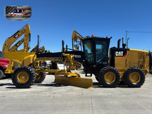 Motoconformadora Cat 120m2 2015_cat0120mar9n00184