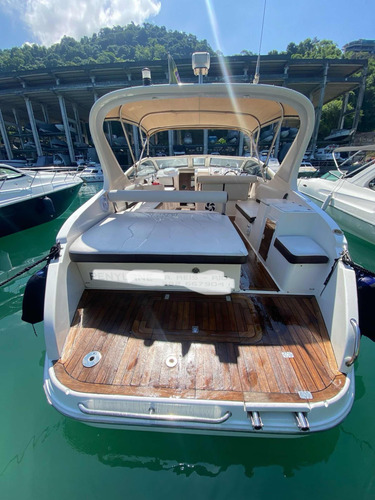 Lancha Real 320 , Impecável, Toda Revisada , Pintura Nova .