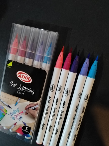 Imagen 1 de 3 de Plumones Brush Pen Set 5 Unidades Marca Adix