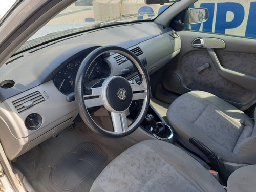 Imagem 6 de 8 de Volkswagen Parati 2000 1.0 16v 5p