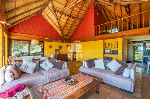 Alquiler Anual De Casa 4 Dormitorios En Laguna Del Sauce , Punta Ballena