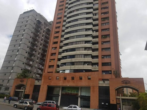 Se Vende Apartamento En La Florida, Caracas. 20-11505