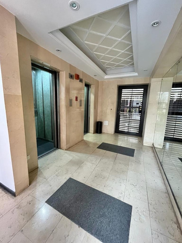 Imagen 15 de 16 de Apartamento En Venta Urb Loira El Paraiso