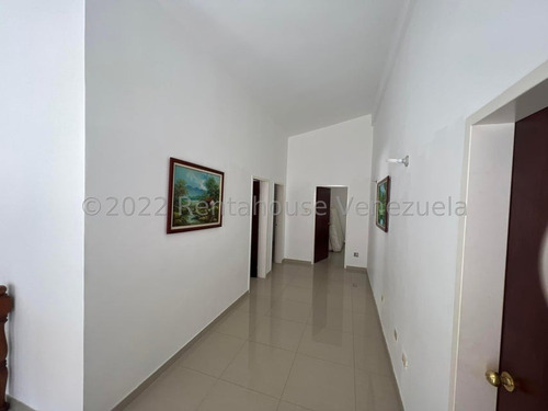 Imagen 17 de 30 de Casa En Venta, Santa Sofia, 500mts, Rah 23-9235