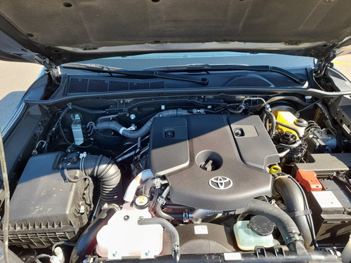 Toyota Hilux 2.8 Cd Srx 177cv 4x4 At 2020