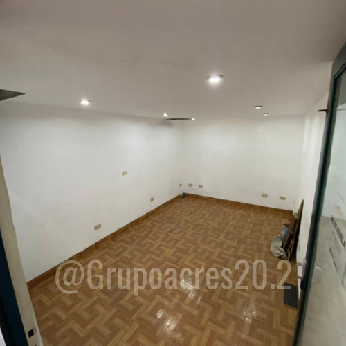Imagen 4 de 4 de Grupo Inmobiliario Acres 20.2 Alquila Local Comercial Ubicado En San Antonio De Los Altos, C.c Club De Campo. Rz