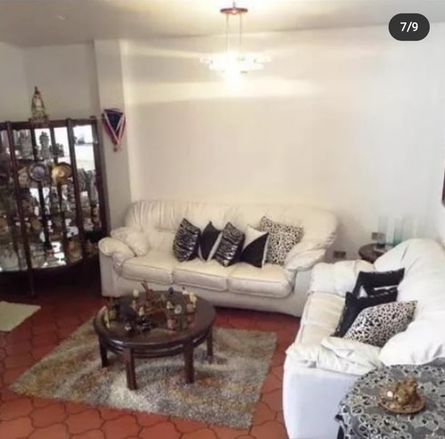 Imagen 7 de 9 de Casa Catia La Mar.urb La Colina. 4hab, 3 Baños, 4puesto,